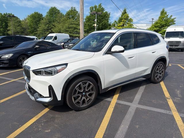 2025 BMW X1 xDrive28i's photo