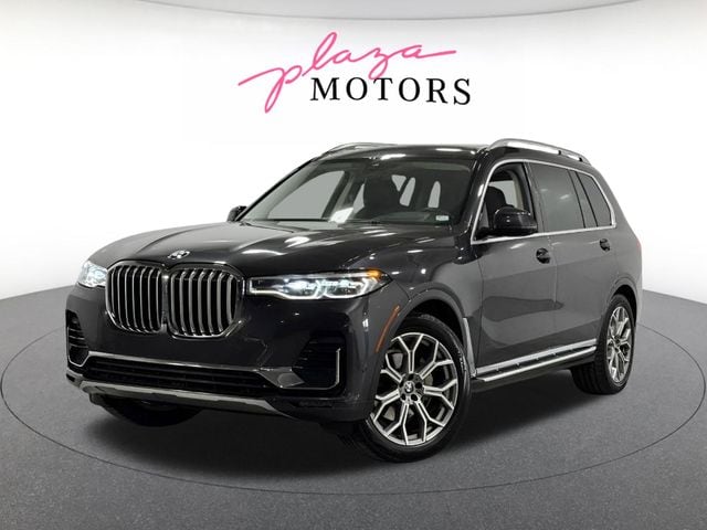 2022 BMW X7 xDrive40i's photo