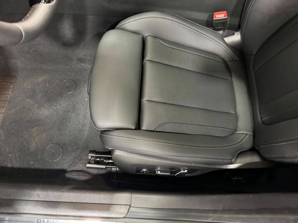 2026 BMW 3 Series 330i - Photo 22