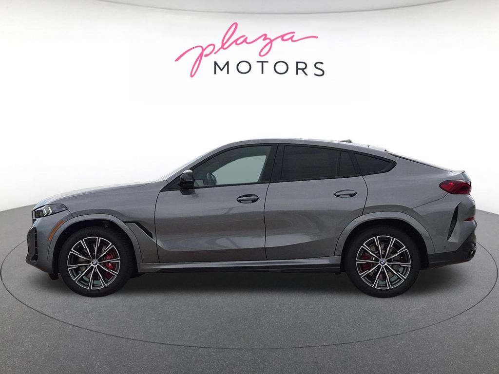 2026 BMW X6 M60i - Photo 8