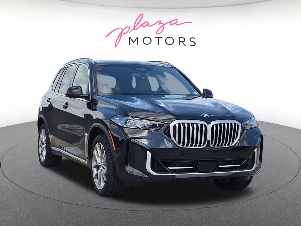 2026 BMW X5 50e - Photo 3