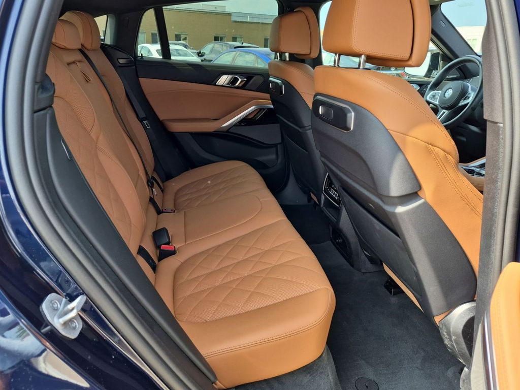 2026 BMW X6 M60i - Photo 19