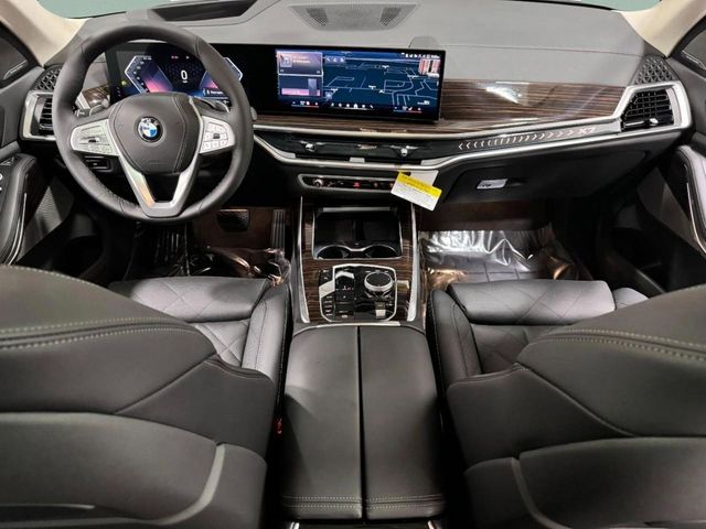 2026 BMW X7 40i - Photo 11