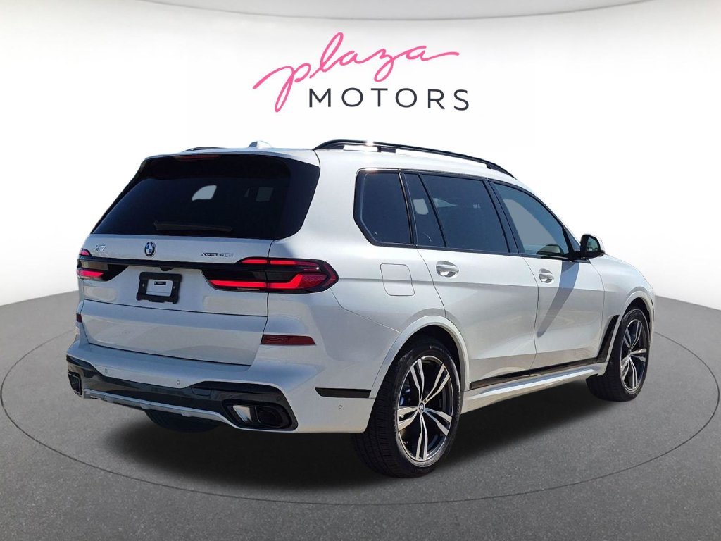 New 2027 BMW X7 xDrive40i SUV