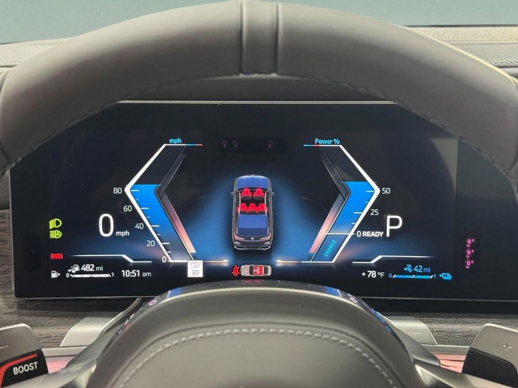 2026 BMW 7 Series 750e - Photo 14