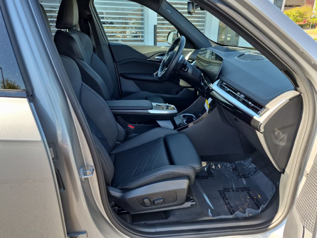 2026 BMW X1 28i - Photo 20