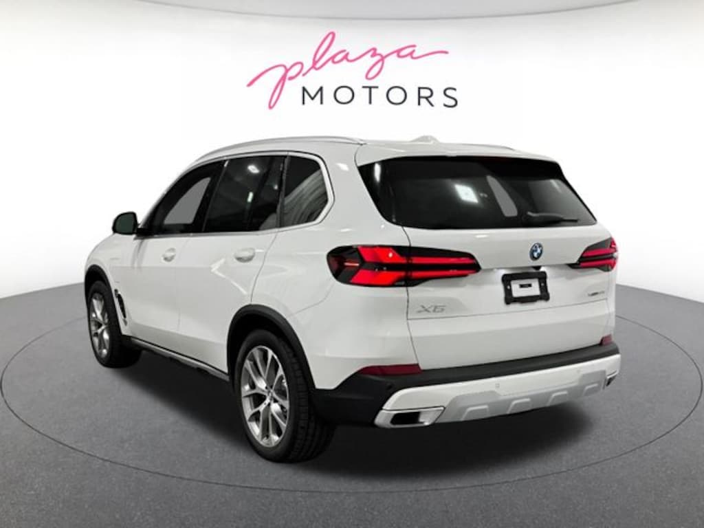 New 2026 BMW X5 PHEV xDrive50e SUV