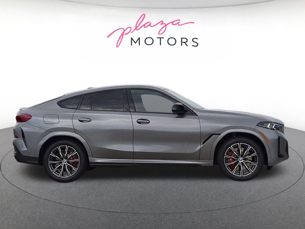 2026 BMW X6 M60i - Photo 4