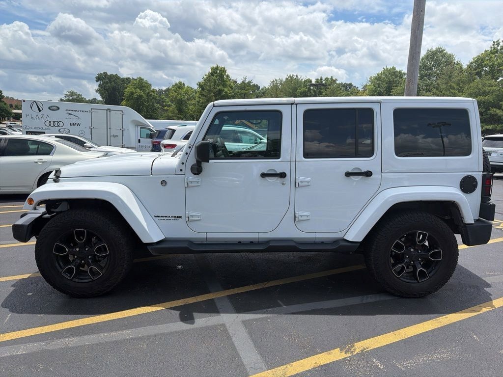 Used 2018 Jeep Wrangler JK Unlimited Sahara 4x4 SUV