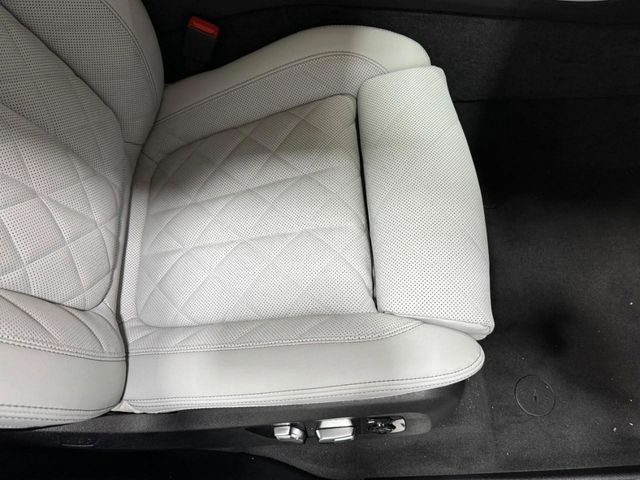 2026 BMW X5 M60i - Photo 20