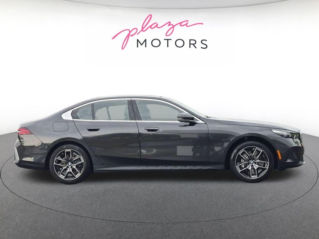New 2027 BMW 530i xDrive Sedan