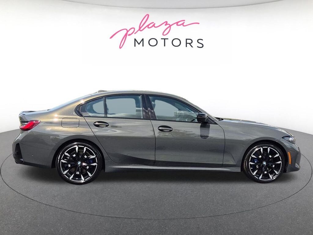 New 2026 BMW 330i xDrive Sedan