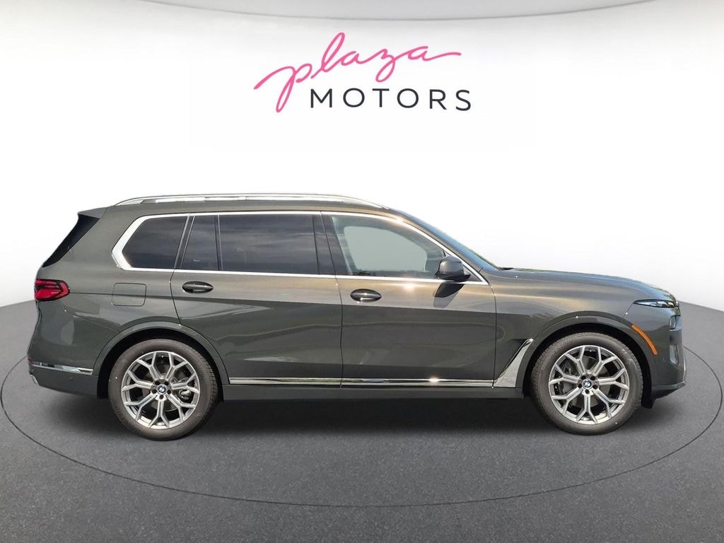 New 2027 BMW X7 xDrive40i SUV