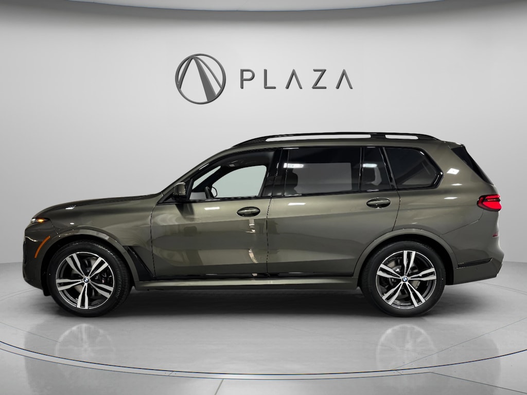 New 2026 BMW X7 xDrive40i SUV