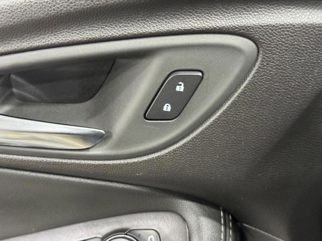 2024 Buick Encore GX Sport Touring - Photo 18