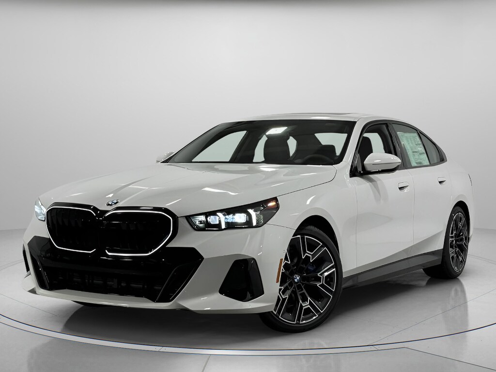 New 2026 BMW 530i xDrive Sedan