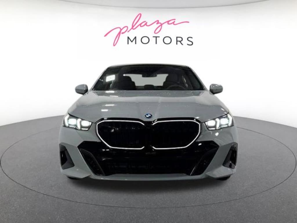 Used 2026 BMW 550e xDrive Sedan