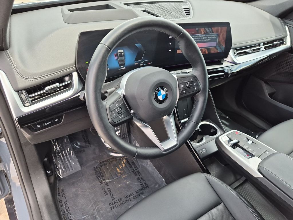 2026 BMW X1 28i - Photo 11