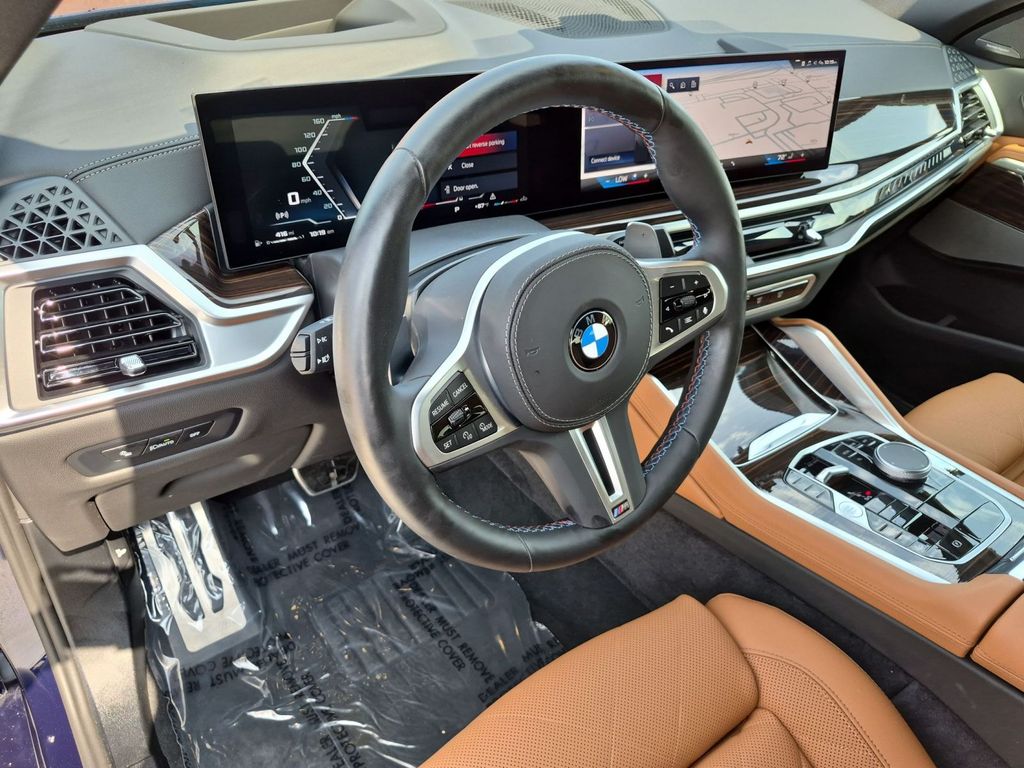 2026 BMW X6 M60i - Photo 11