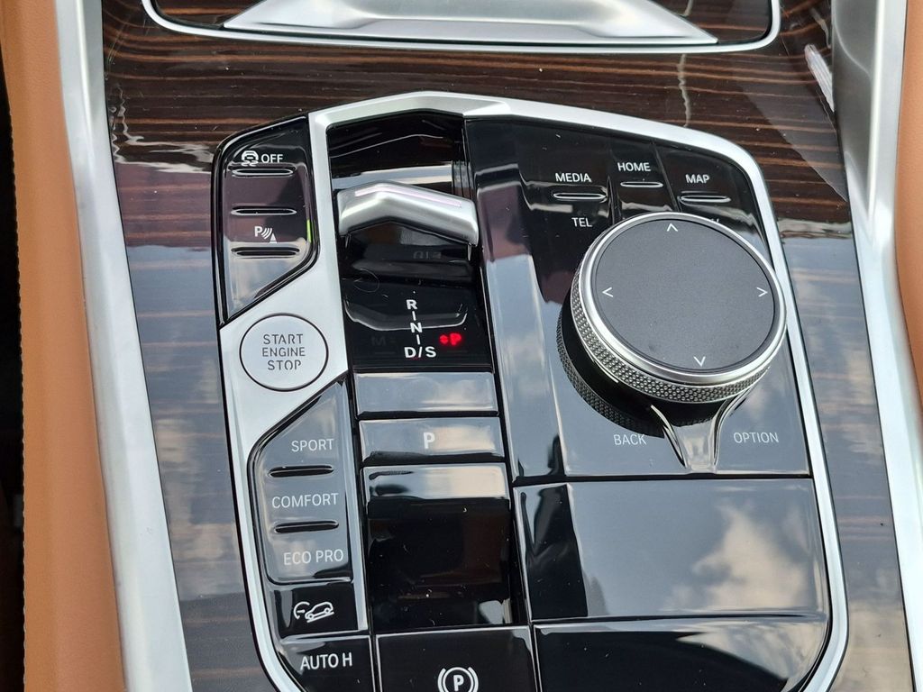 2026 BMW X6 M60i - Photo 12