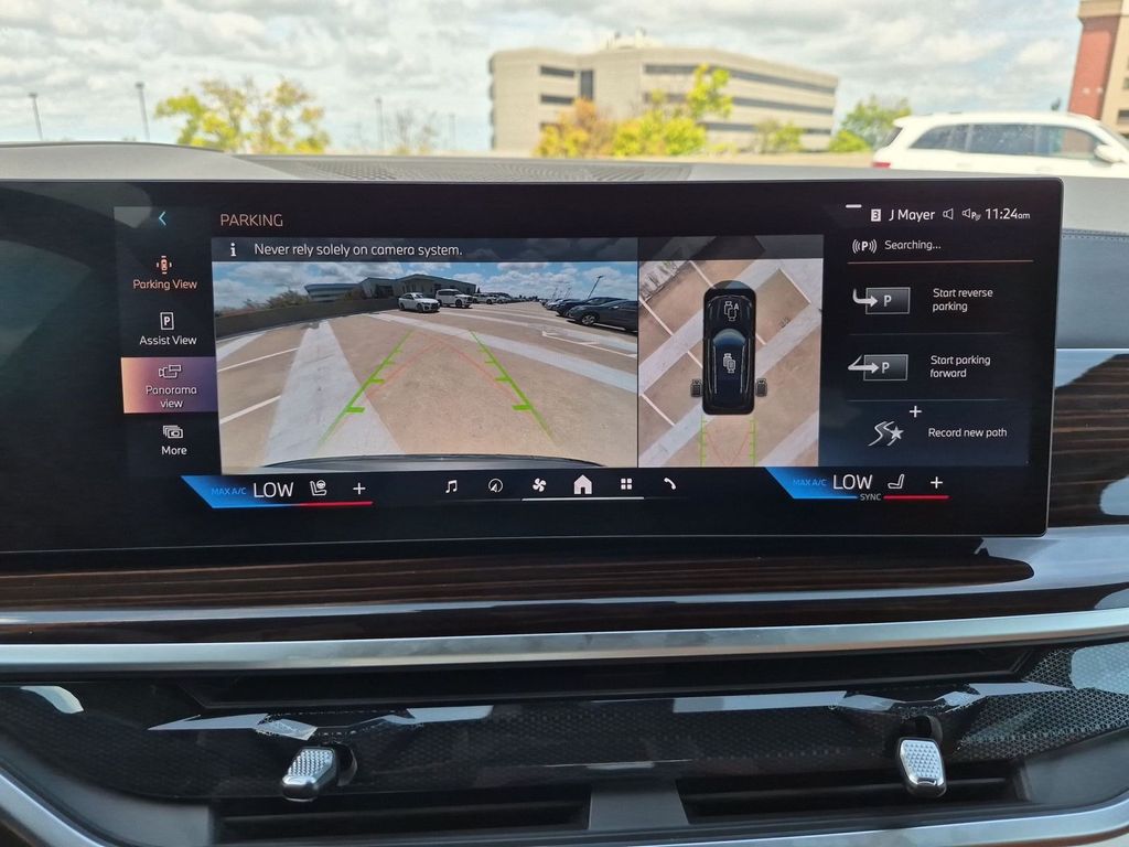 2026 BMW X5 50e - Photo 14