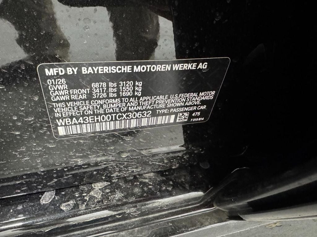 2026 BMW 7 Series 750e - Photo 31