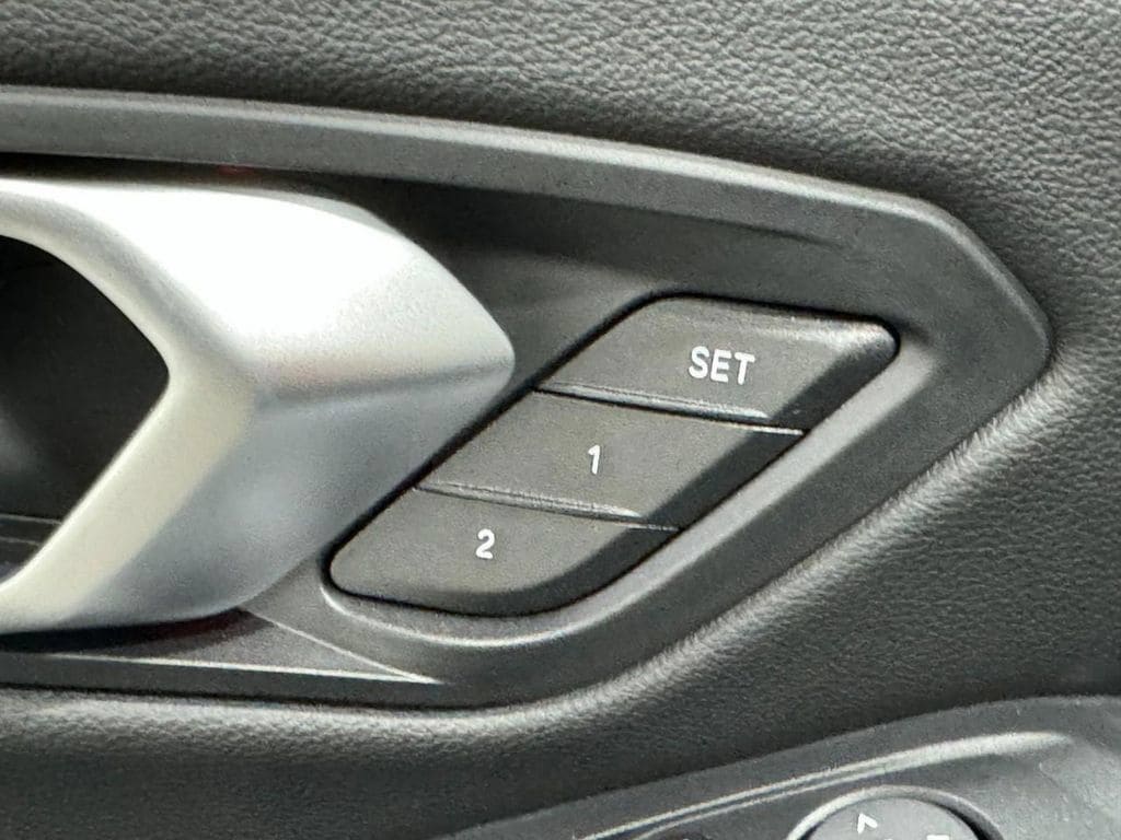 2026 BMW 3 Series 330i - Photo 26