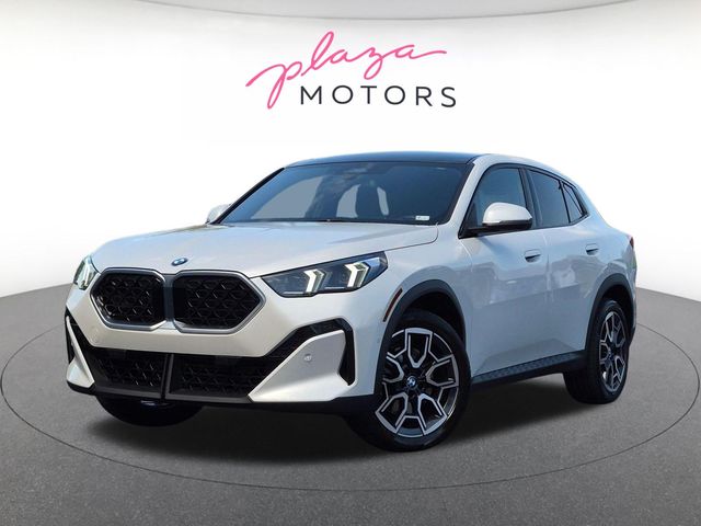 2025 BMW X2 xDrive28i's photo
