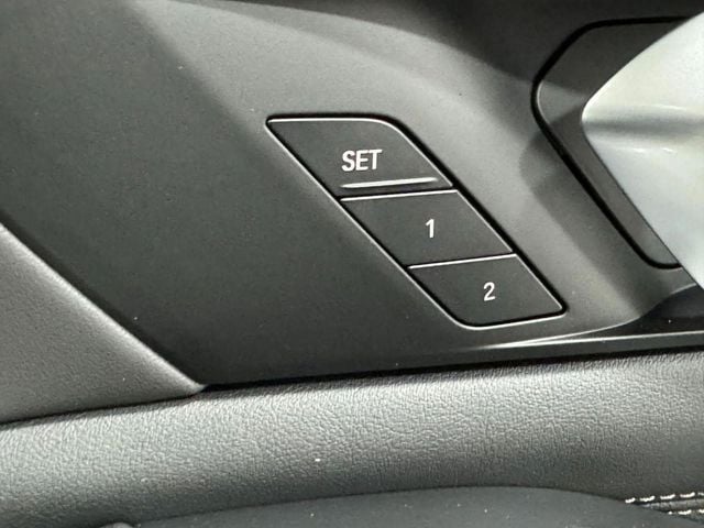 2026 BMW X7 40i - Photo 26