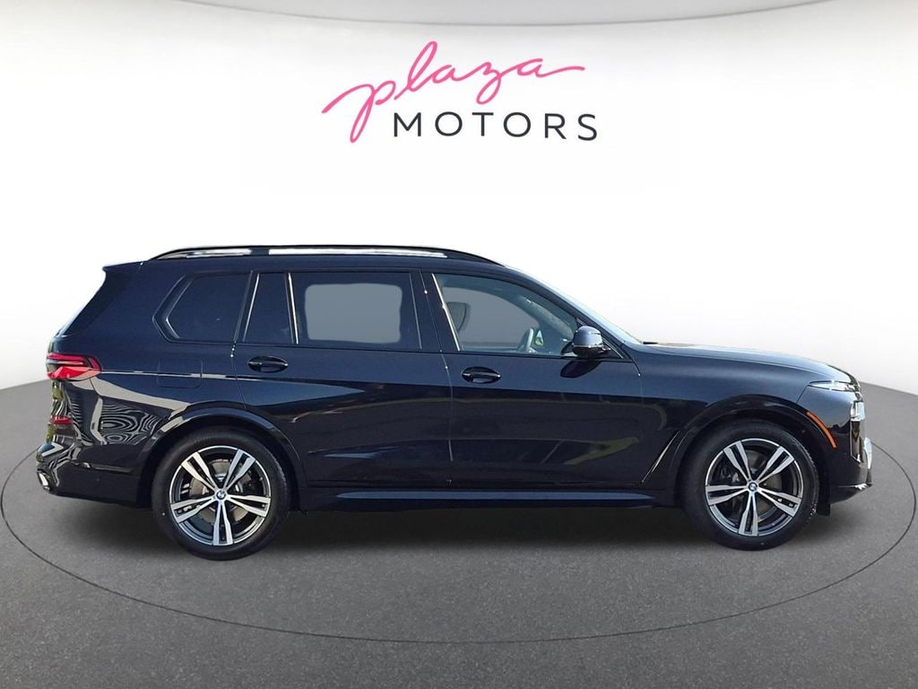 New 2027 BMW X7 xDrive40i SUV