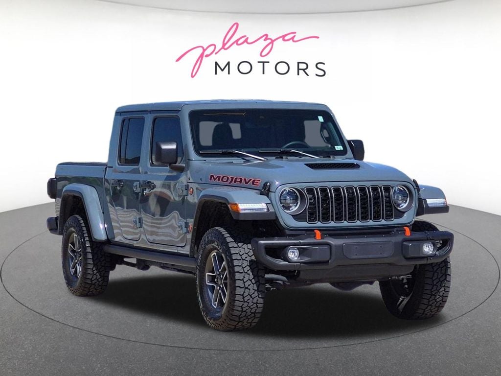 Used 2025 Jeep Gladiator Mojave Truck Crew Cab