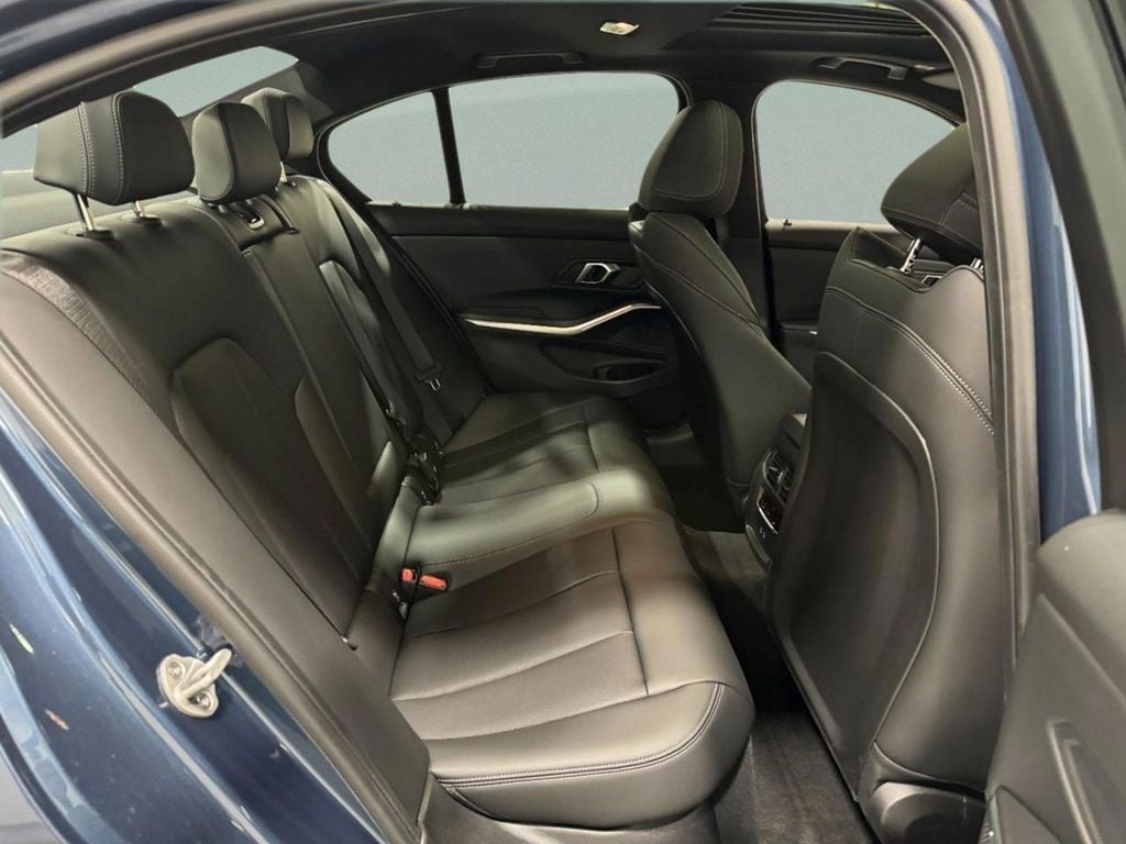 2026 BMW 3 Series 330i - Photo 29
