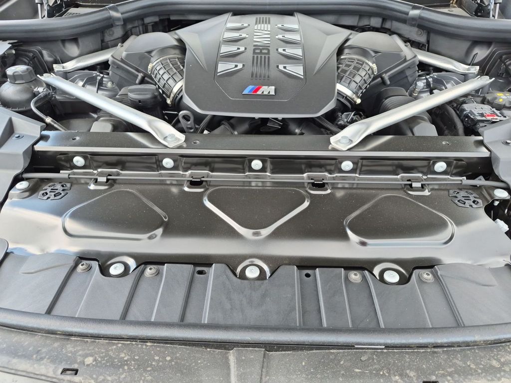 2026 BMW X6 M60i - Photo 17