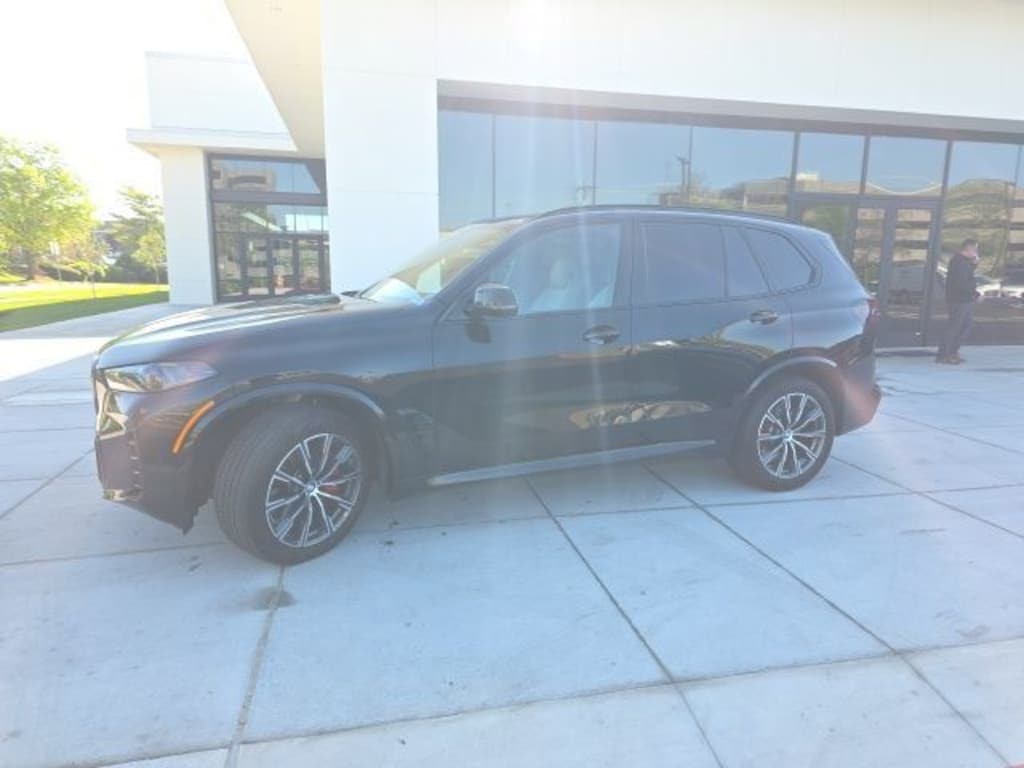 Used 2024 BMW X5 xDrive40i SUV