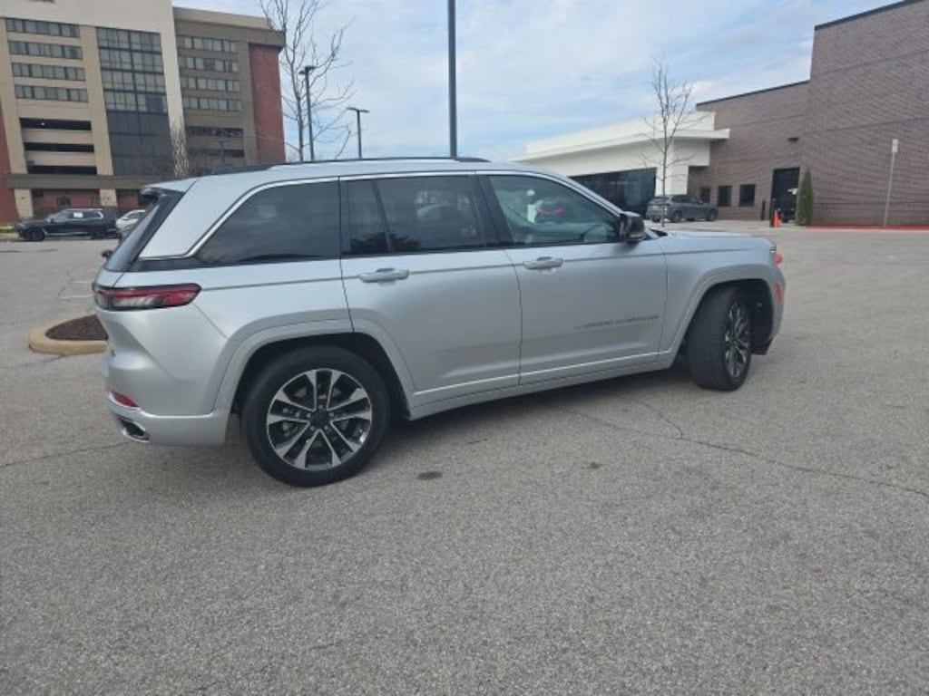 Used 2022 Jeep Grand Cherokee 4xe Overland SUV