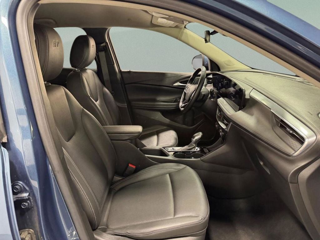 2024 Buick Encore GX Sport Touring - Photo 29