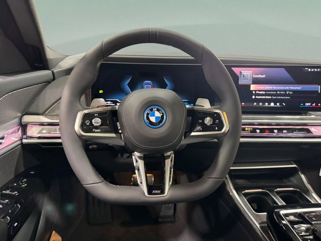 2026 BMW 7 Series 750e - Photo 15