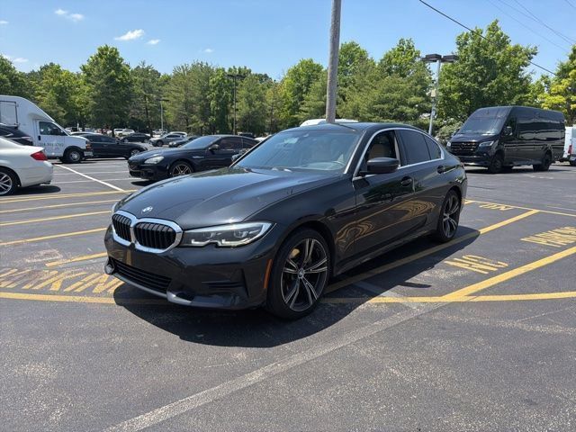 2021 BMW 3 Series 330i xDrive Sedan's photo