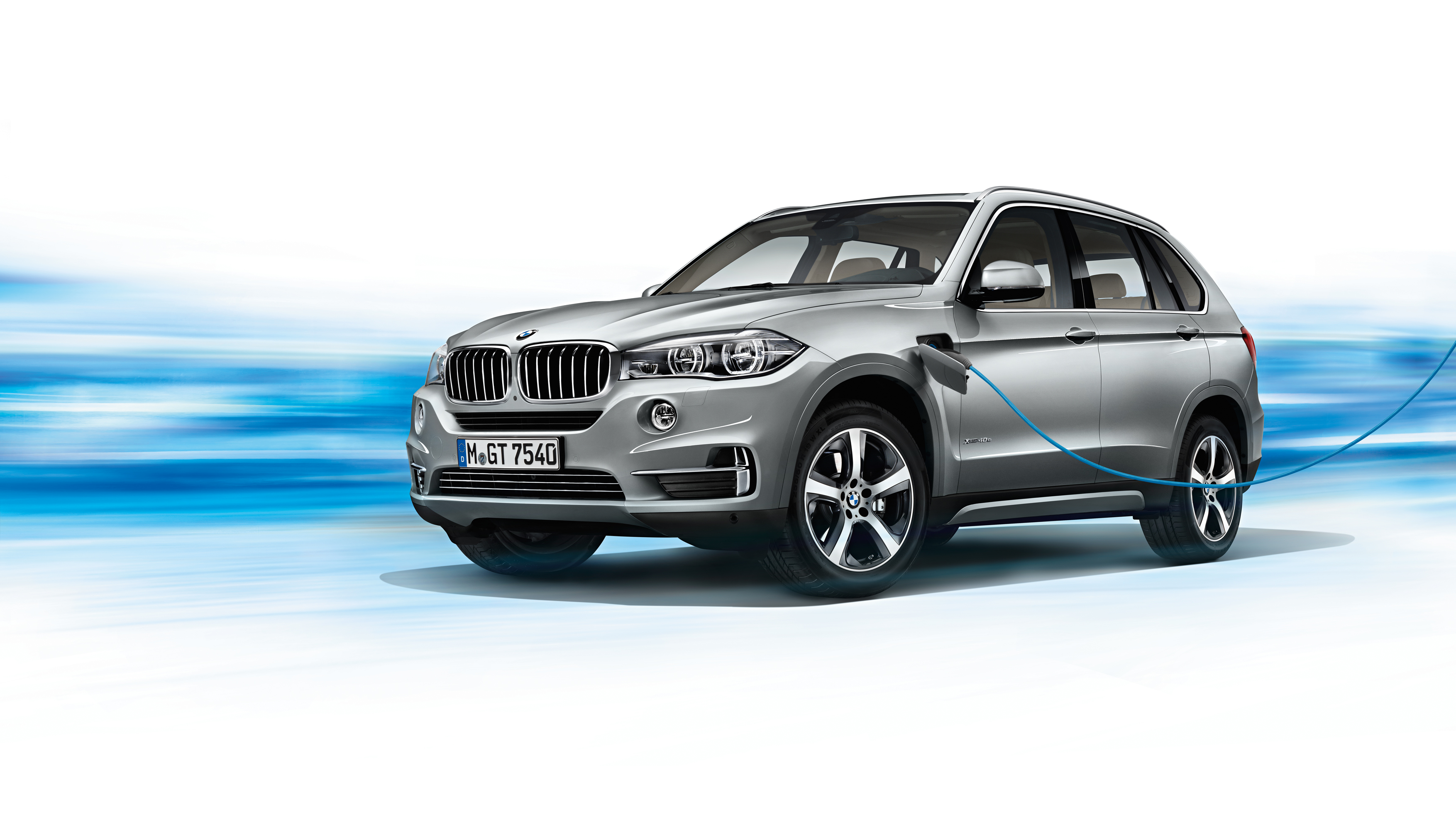 P90172718_highRes_the-new-bmw-x5-xdriv.jpg