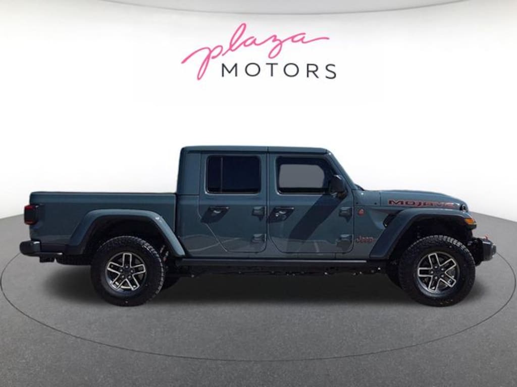 Used 2025 Jeep Gladiator Mojave Truck Crew Cab