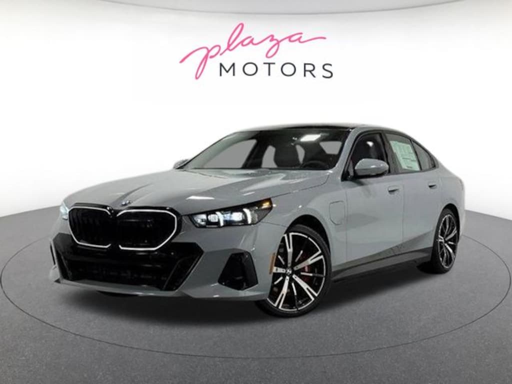 Used 2026 BMW 550e xDrive Sedan