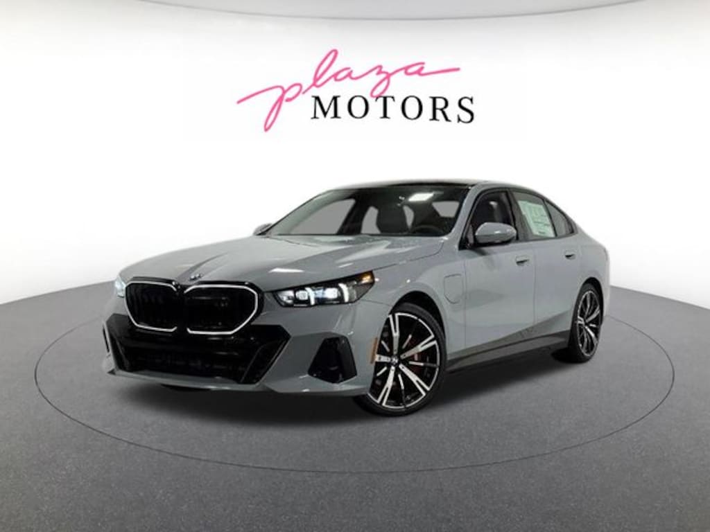 Used 2026 BMW 550e xDrive Sedan