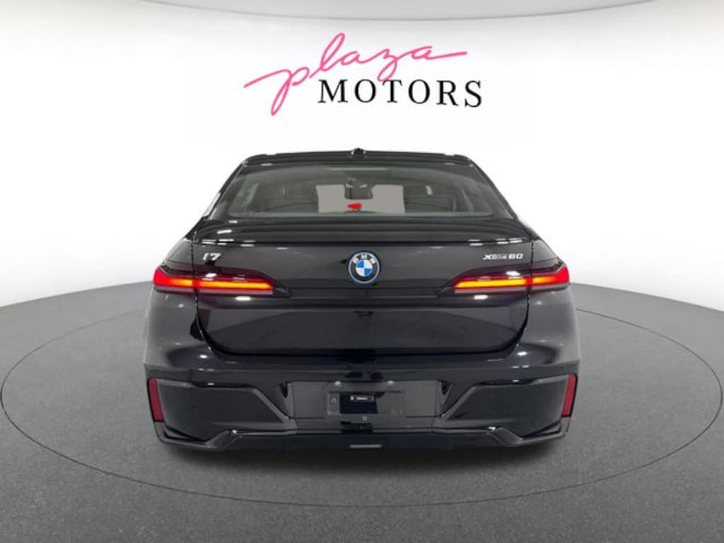 New 2026 BMW i7 xDrive60 Sedan