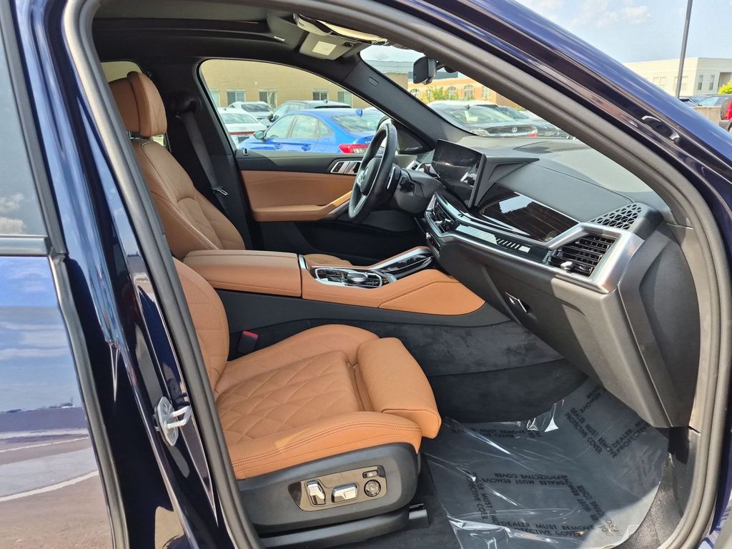 2026 BMW X6 M60i - Photo 21