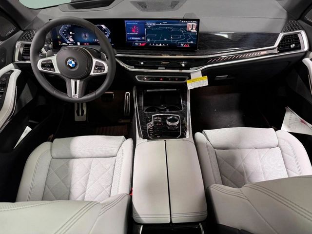 2026 BMW X5 M60i - Photo 14
