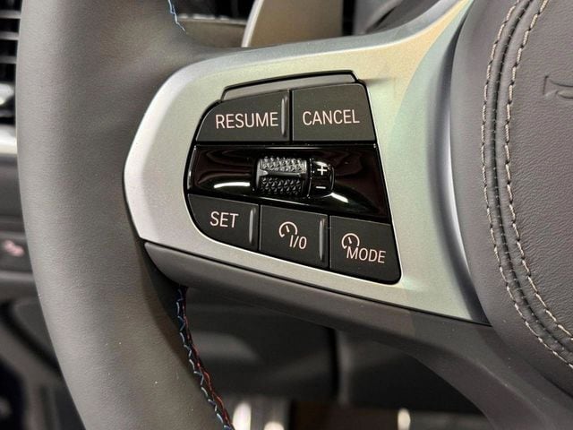 2026 BMW X5 M60i - Photo 32