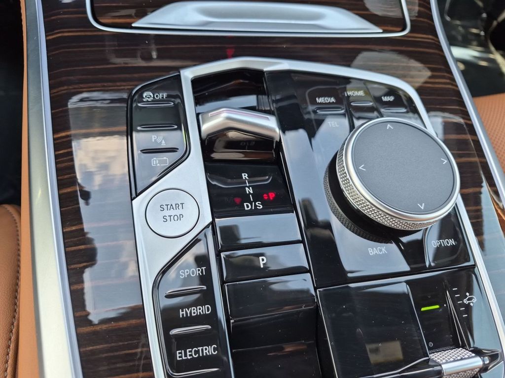 2026 BMW X5 50e - Photo 12