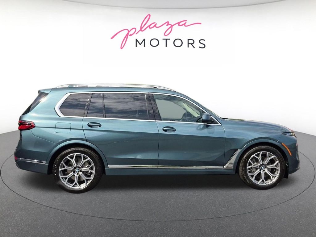 New 2027 BMW X7 xDrive40i SUV