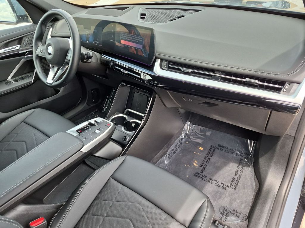 2026 BMW X1 28i - Photo 19
