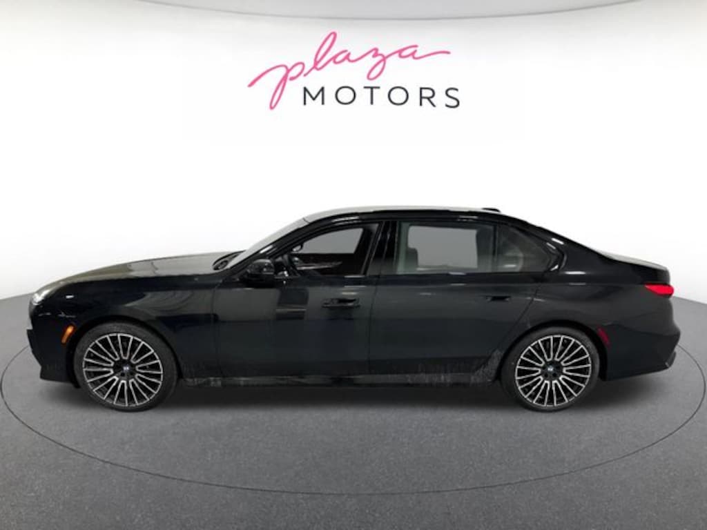 New 2026 BMW 760i xDrive Sedan